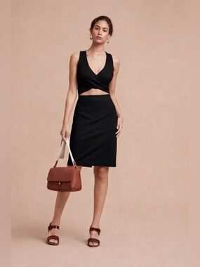 WILFRED - Cenon Dress in black. Size 0. Stretchy.